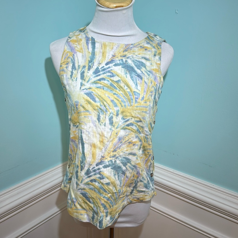 Charlie B Sleeveless Top NWT